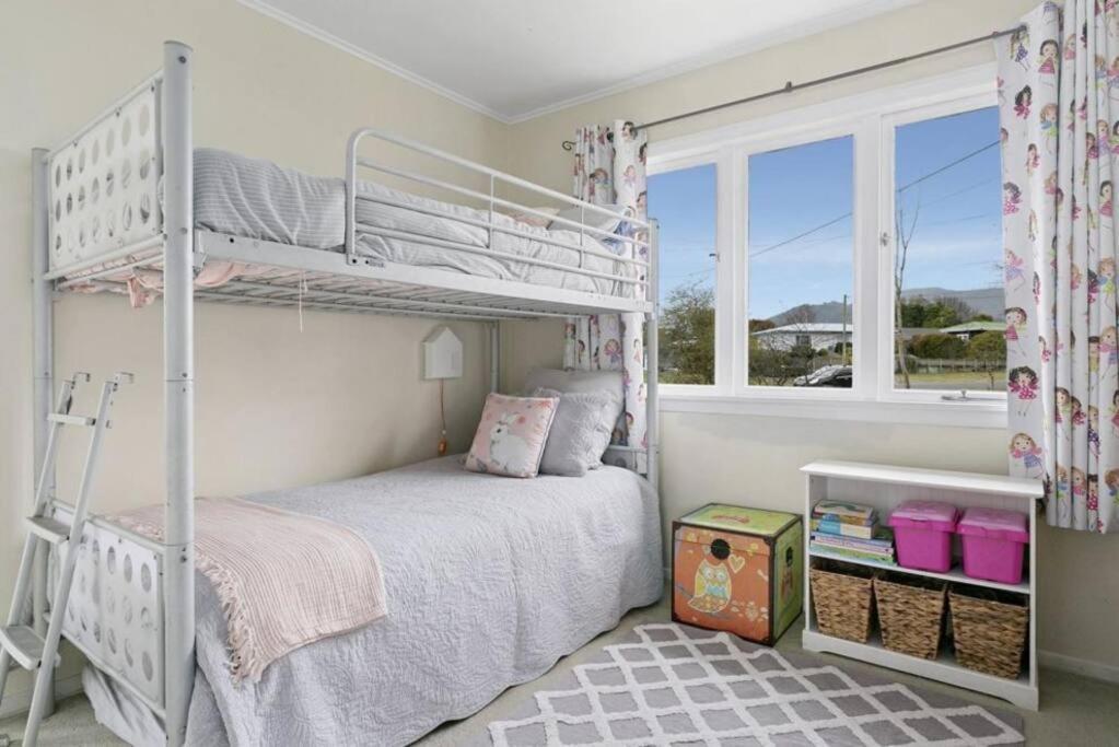 Adventurers Retreat Villa Taupo Luaran gambar