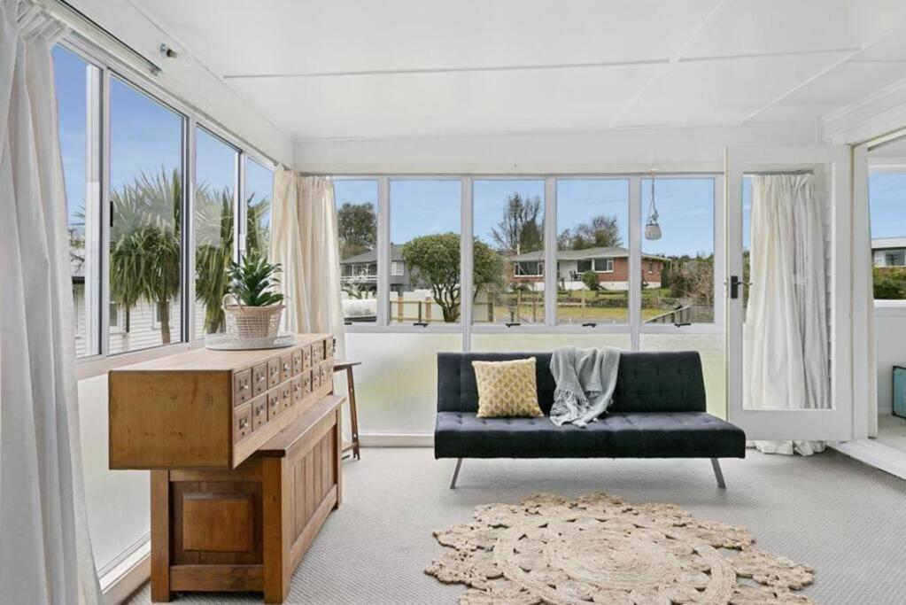 Adventurers Retreat Villa Taupo Luaran gambar